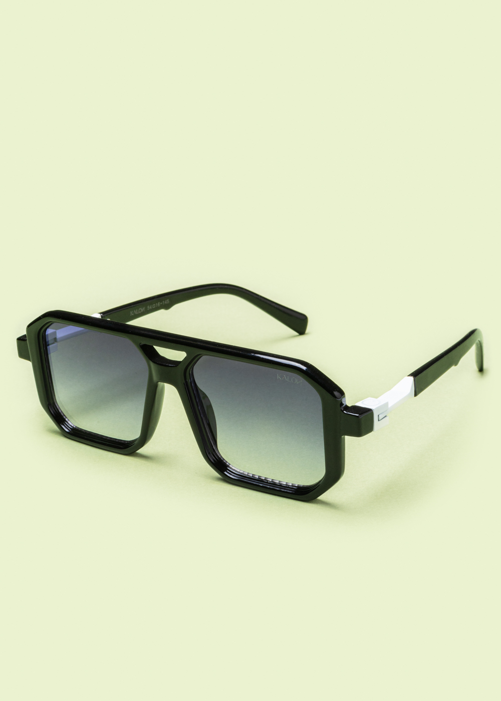 "Ione" Black